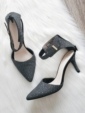 🦓 Cole Haan Highline Back Zip Pointed Toe Heels